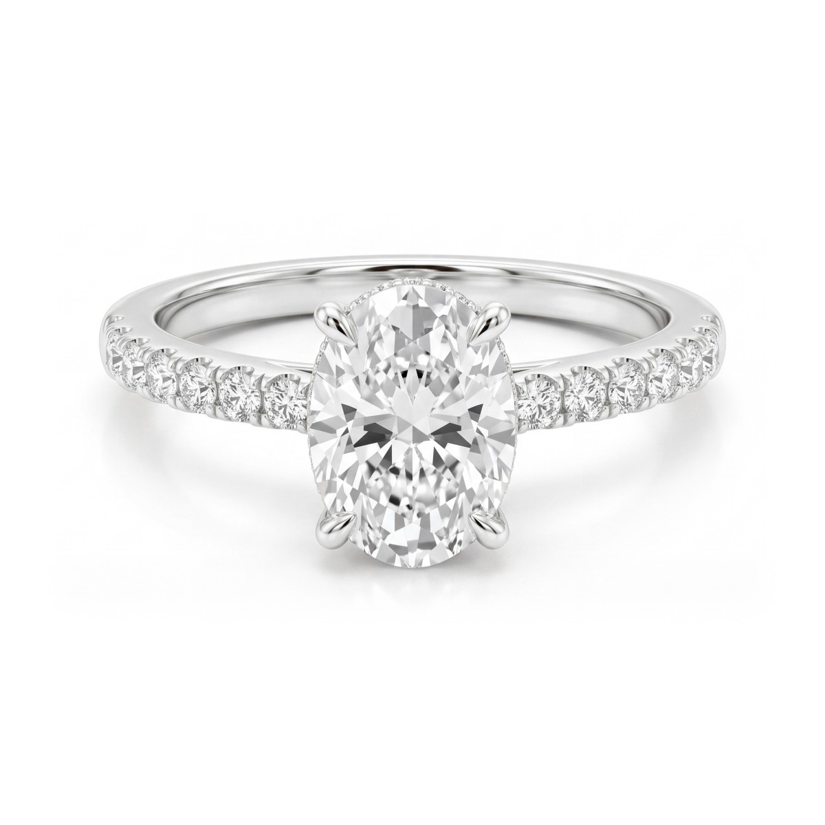 Moonveil - Moissanit-Verlobungsring Oval mit Hidden Halo und pavé-besetzter Ringschiene