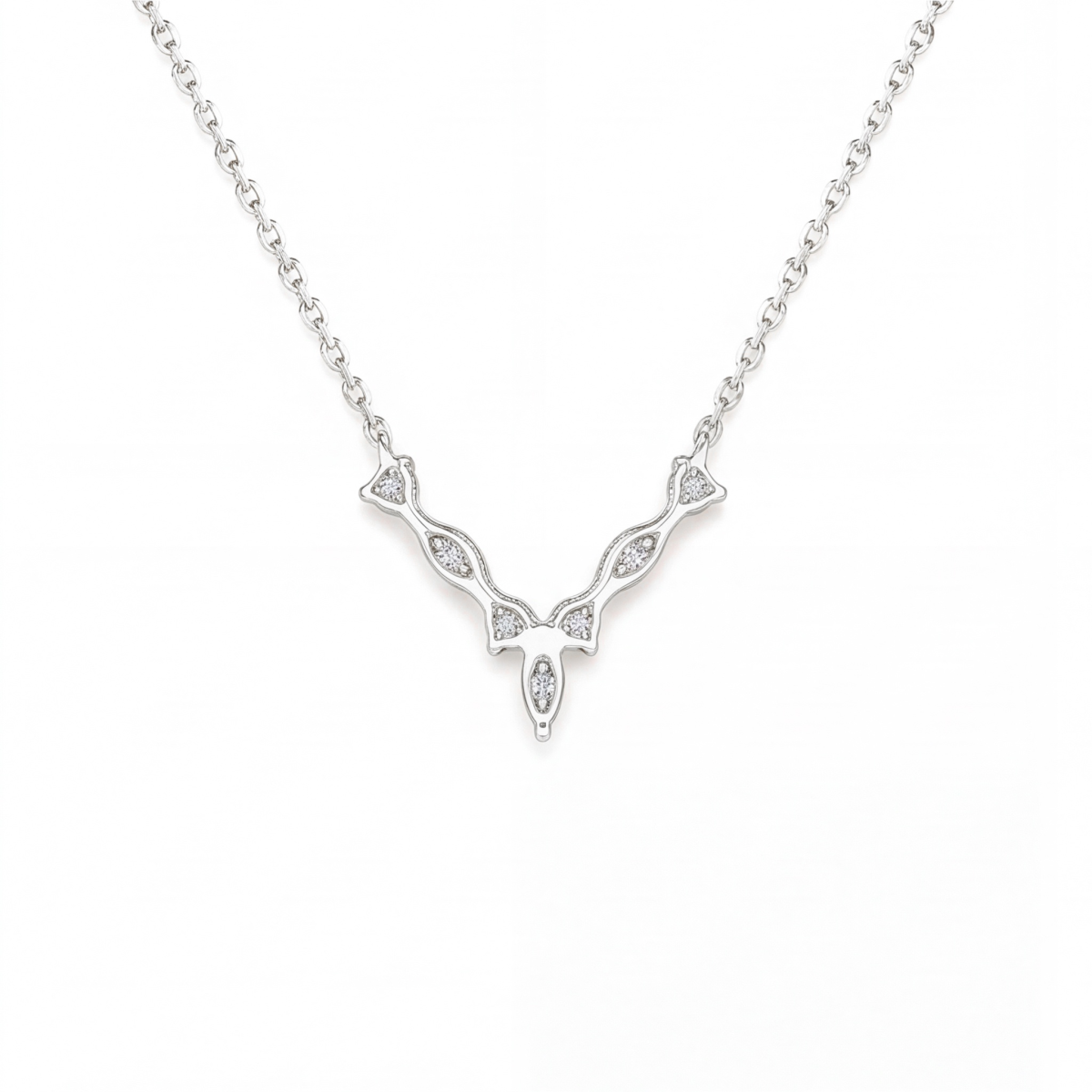 Adelina - Elegante Moissanit-Halskette mit Marquise-Akzenten