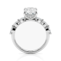 Luminaire - Radiant Cut Moissanit Ring Mit Marquise Seitensteinen Und Hidden Halo