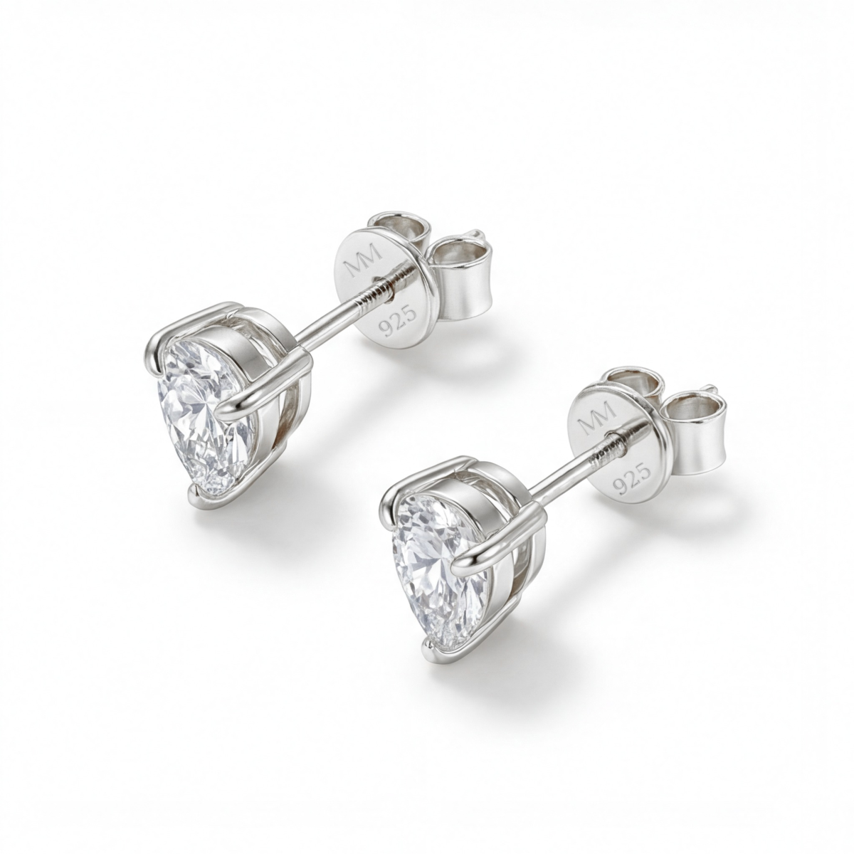 Droplet - Tropfen-Schliff Moissanit Ohrstecker