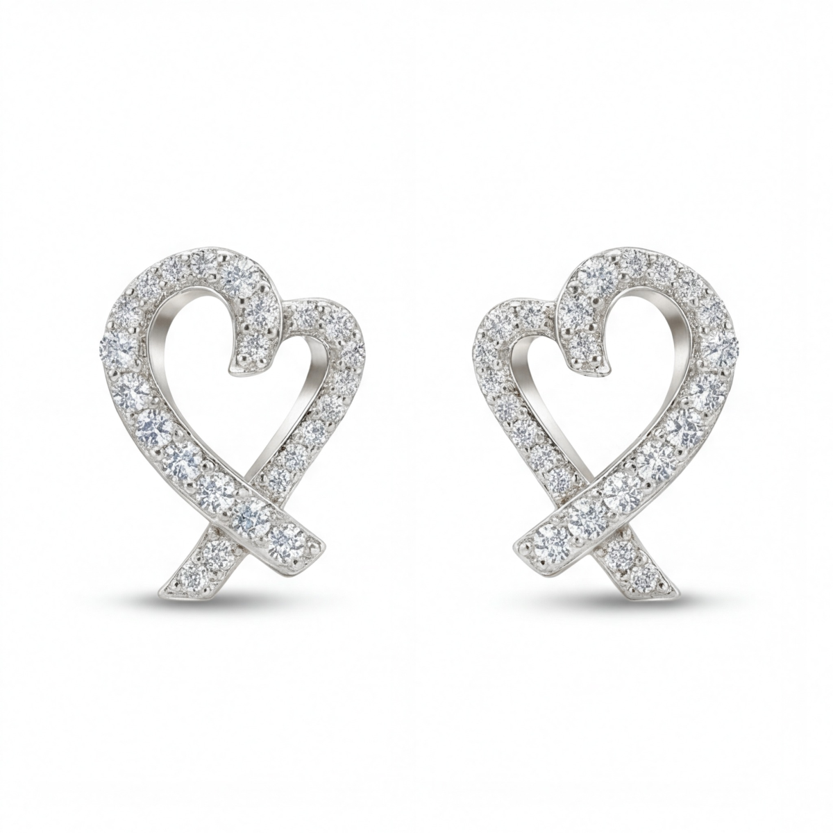Heart Strings - Moissanit-Ohrstecker in Pavé-Fassung