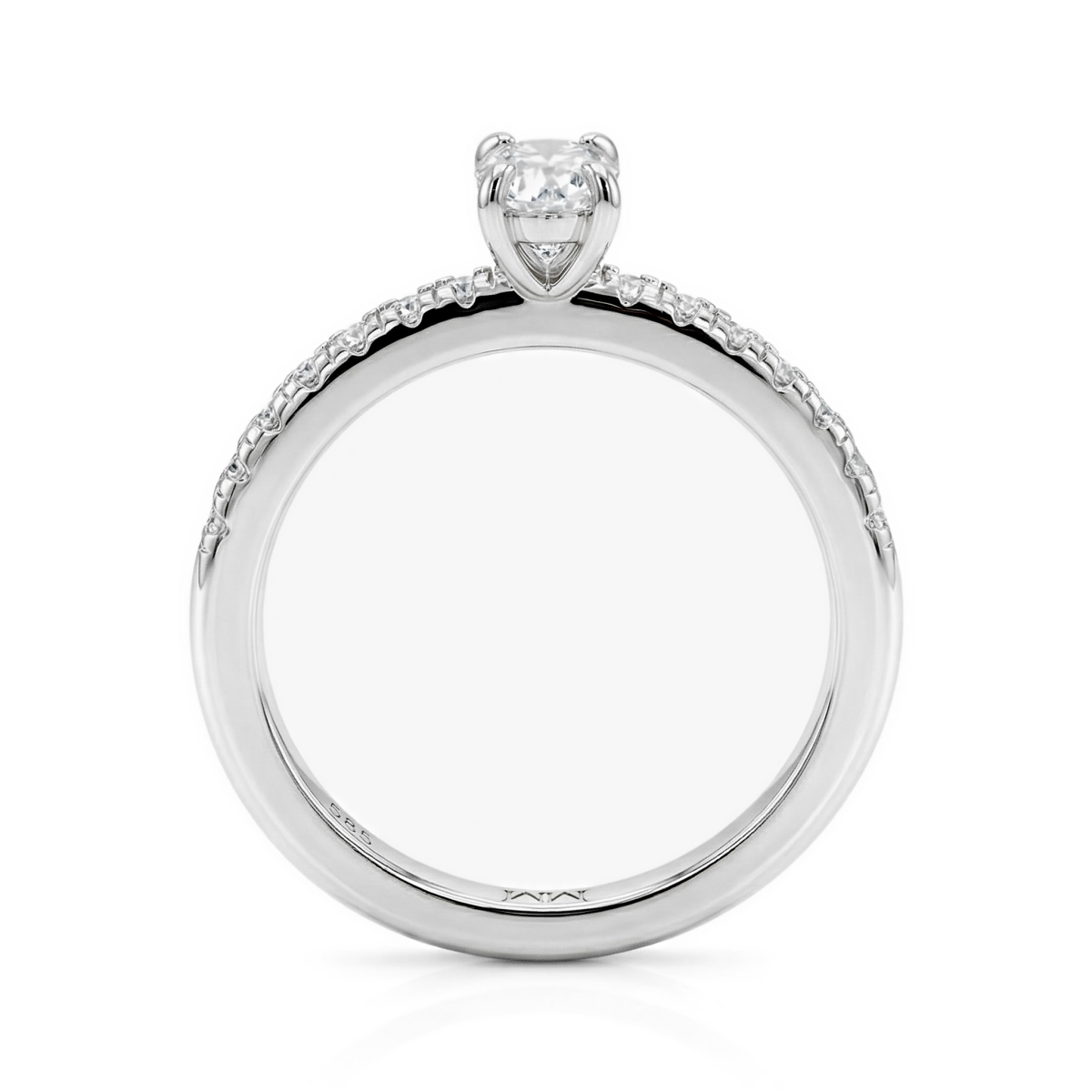 Nina - Ovalschliff Moissanit Ring mit Pavé-Seitensteinen