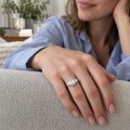 Mosaic - Fünf-Stein-Ring mit Emerald-Cut-Moissaniten