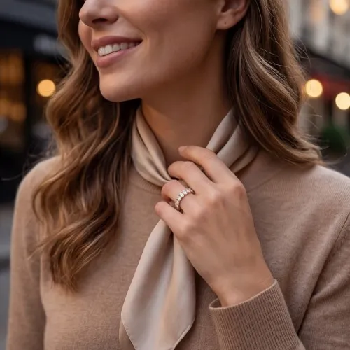 Daphne - Ovaler Moissanit Voll-Eternity Ring - lifestyle