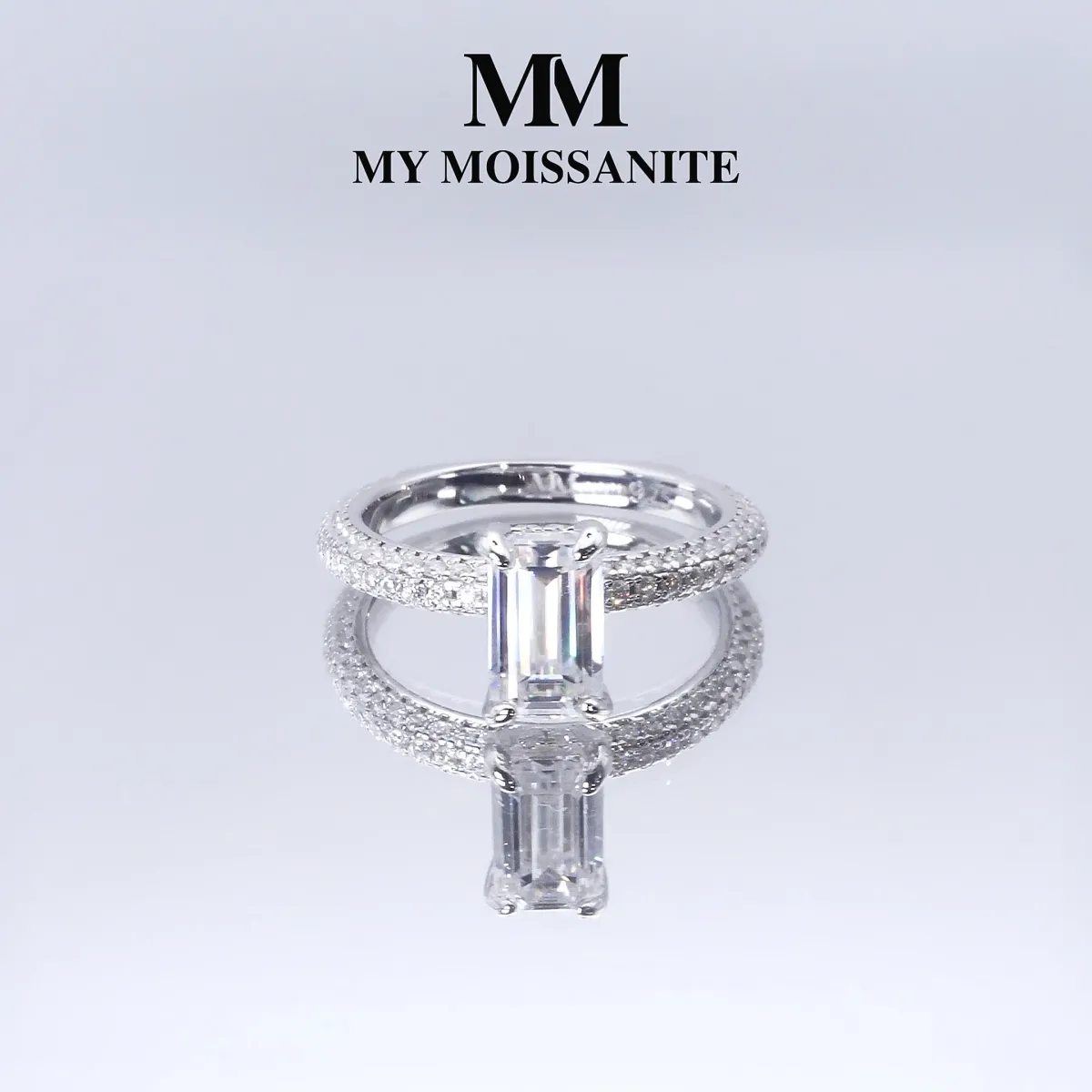 Veridian - Smaragd Moissanit Ring Mit Pavé-Gesetztem Band