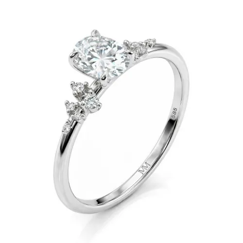 Ovaline - Ovalschliff Moissanit Ring mit minimalistischen Nebensteinen