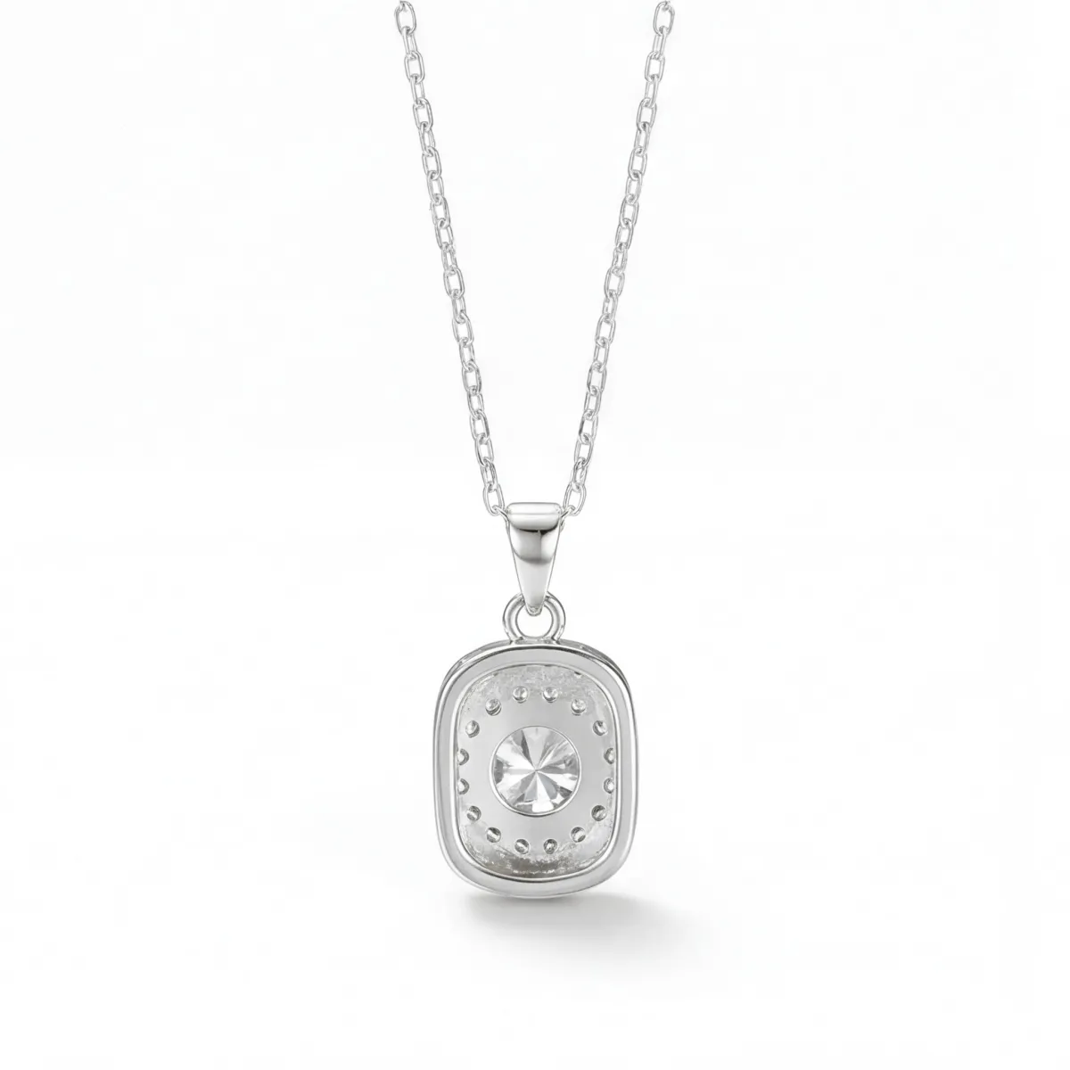 Memento - Brillanter Moissanit-Anhänger im Pavé-Halo-Design