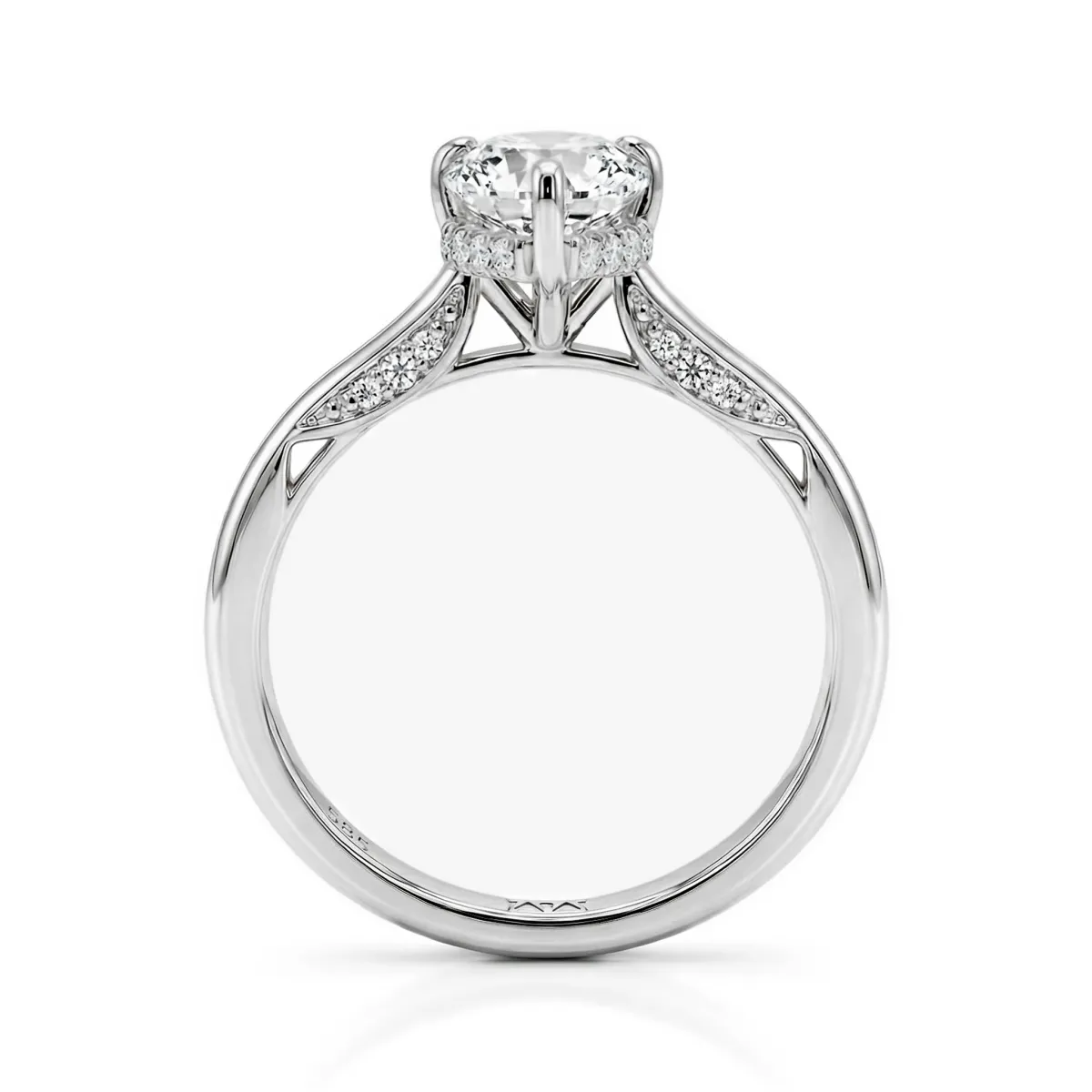 Poirine - Tropfen Geschliffener Moissanit Ring mit Hidden Halo und Pavé Akzentsteinen