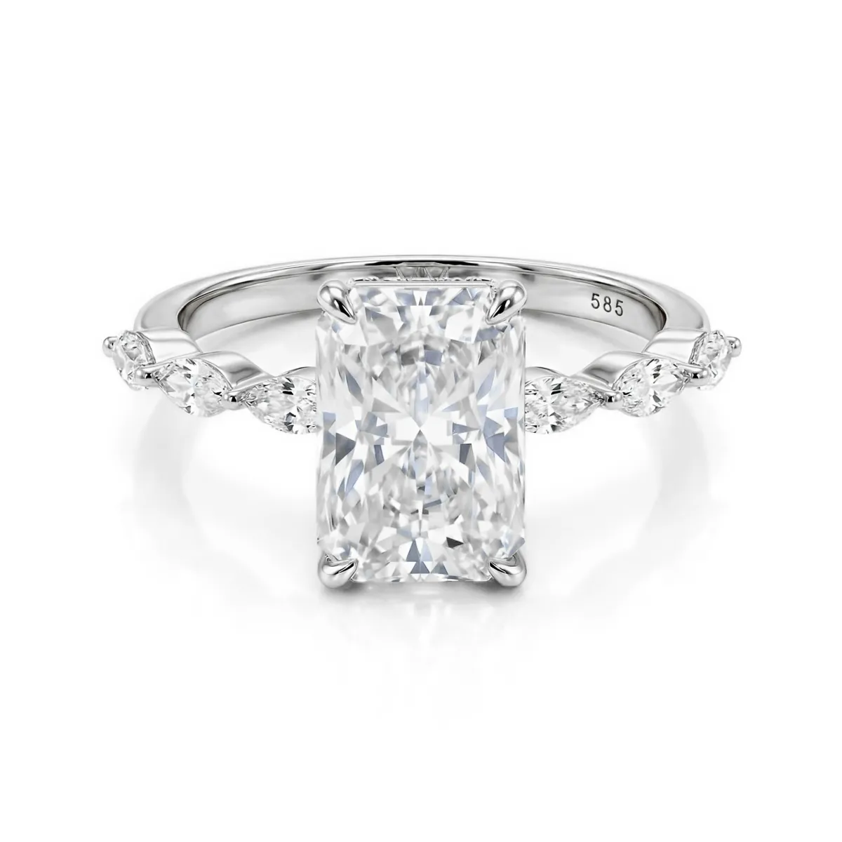 Luminaire - Radiant Cut Moissanit Ring Mit Marquise Seitensteinen Und Hidden Halo