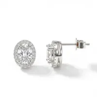 Ellipse - Ovalschliff Moissanit Ohrstecker im Halo-Setting