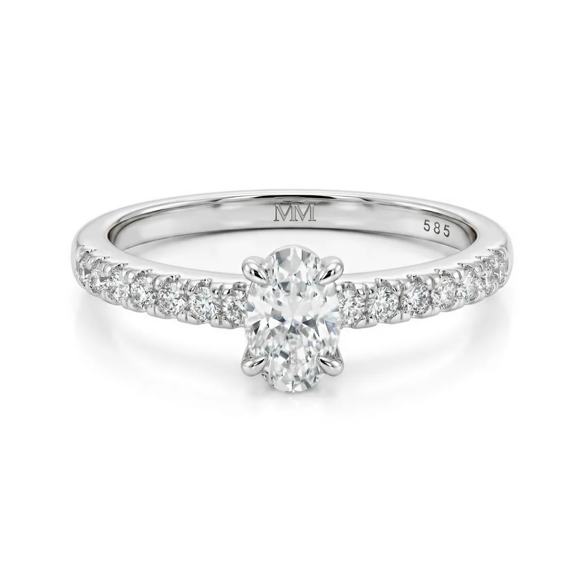 Nina - Ovalschliff Moissanit Ring mit Pavé-Seitensteinen
